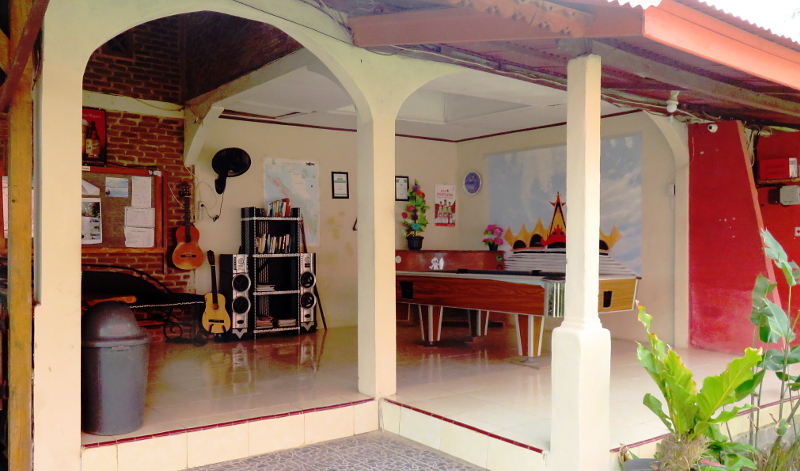 Pool table and music area.